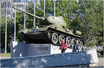 Танк-памятник г.Кенигсберг, ныне Калининград