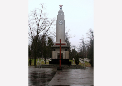 Кладбище советских воинов