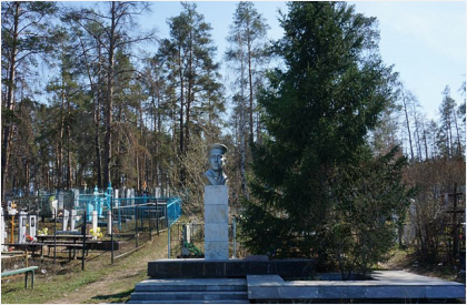 Могила Евгения Никонова в Васильевке