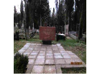 г. Севастополь, Балаклавский р-н, городское кладбище, ш. Балаклавское, 5 км, на юг от места траурных церемоний почетного квартала (аллея Героев Советского Союза)