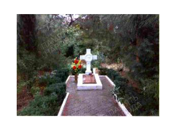 г. Севастополь, Ленинский р-н, ул. Б. Морская, 36 (в пределах ограды Покровского собора)