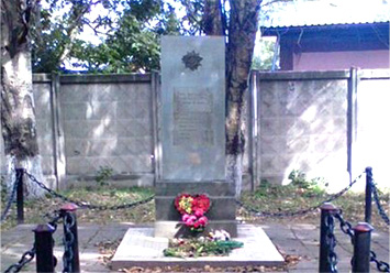 «Братская могила» — памятник, установленный в 1965 году на братской могиле в г. Одесса,  в которой похоронено воинов, погибших во время освобождения Одессы 10 апреля 1944 года.