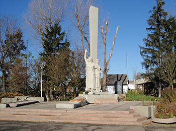 г. Пустомыты, развилка дорог при въезде