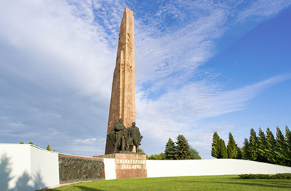 Мемориал десантникам К.Ф. Ольшанского