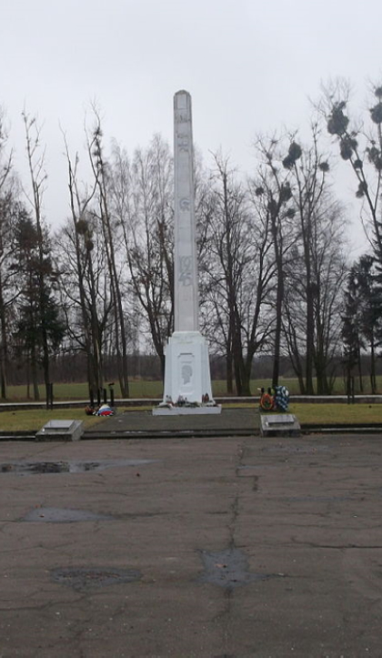 Мемориал солдатам Советской армии в Бранево