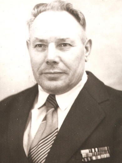 Ендальцев владимир александрович. Атарщиков михаил. 88 стрелковая дивизия 1 формирования. Перечень стрелковых полков 1943 годы. Кадомцев фёдор фёдорович 1907.